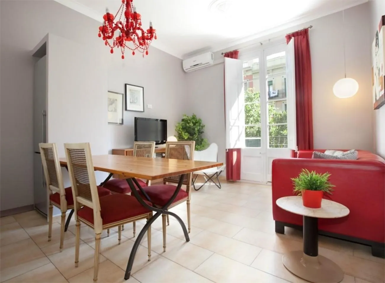 Ferienwohnung Fuer 5 Personen Ca 70 Qm In Barcelona-Eixample, Costa Brava Costa Del Maresme 0*, Barcelona Spain